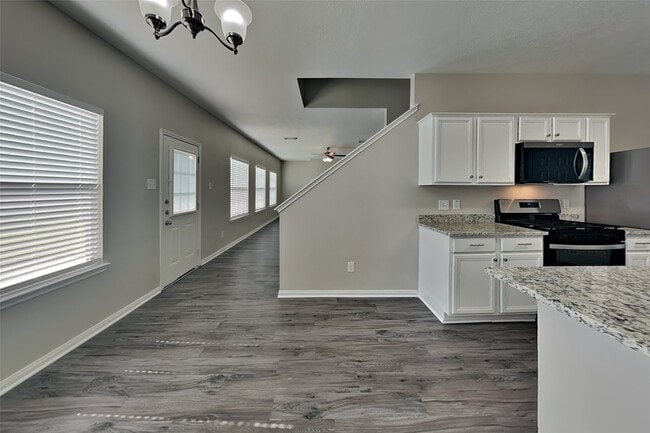 Building Photo - 14906 Woodcypress Ln