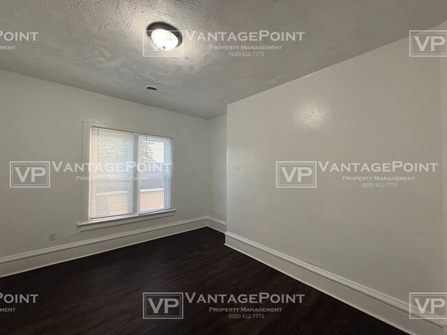 Building Photo - 843 Pierce Ave