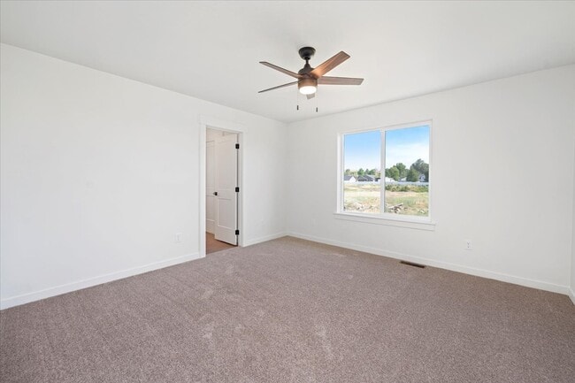 Building Photo - 305 N 18th St
