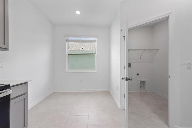 Building Photo - 1480 Peach Crk Dr