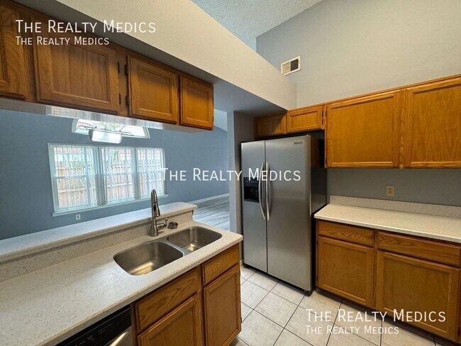Building Photo - 3117 Bridgeford Dr