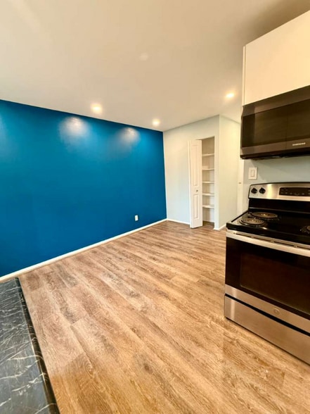 Building Photo - 315 Hometown Way