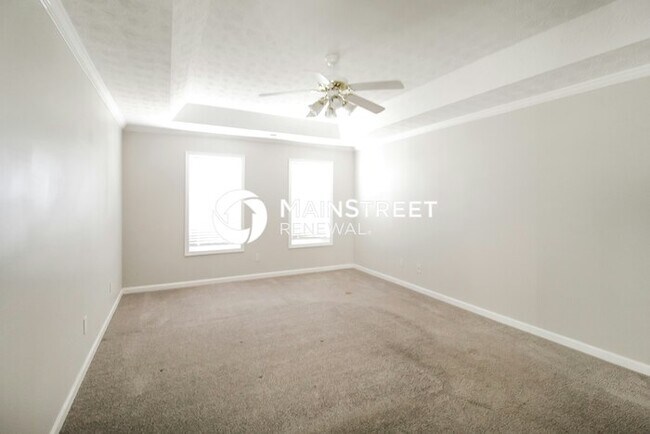 Building Photo - 4 Bedroom Pet-Friendly Home in Lithonia, GA with Main Street Renewal