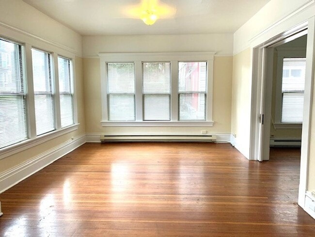 Interior Photo - Chardonnay