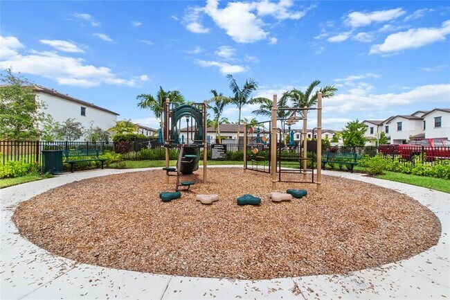 Building Photo - 221 SW 159th Way