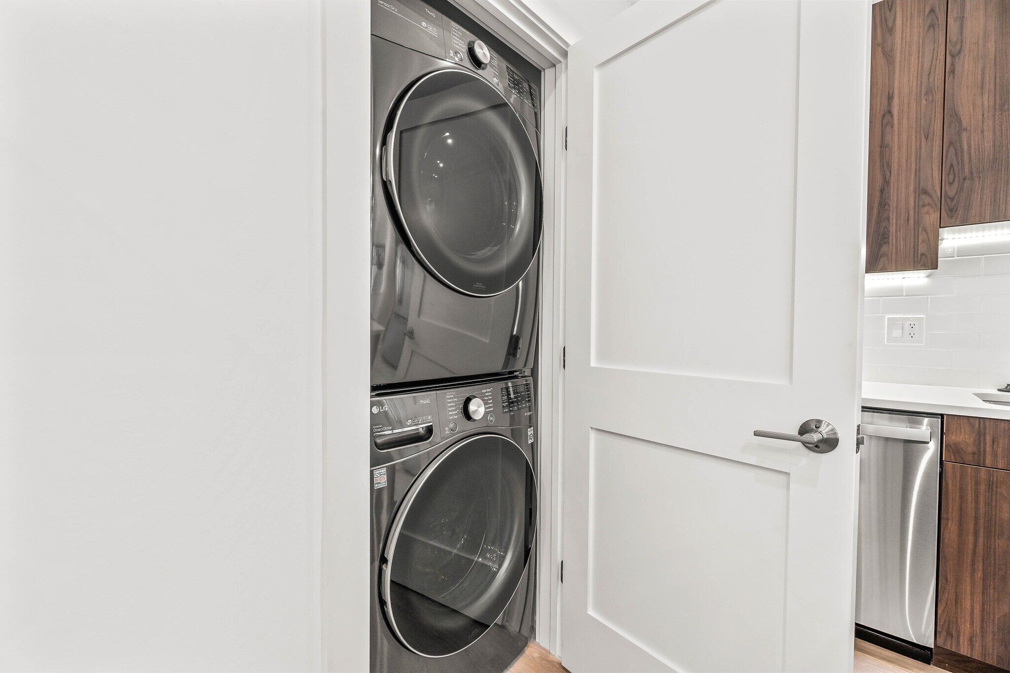 Washer & Dryer - 1751 U St NW