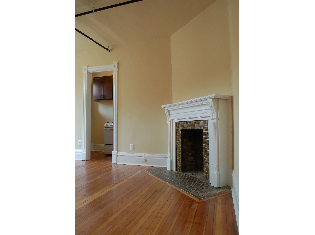 150 Langdon Living Space - 150 Langdon St