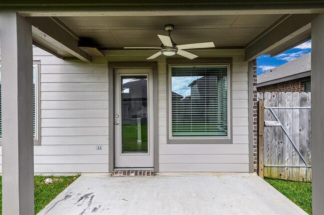 Building Photo - 3415 Sicily Island Ln