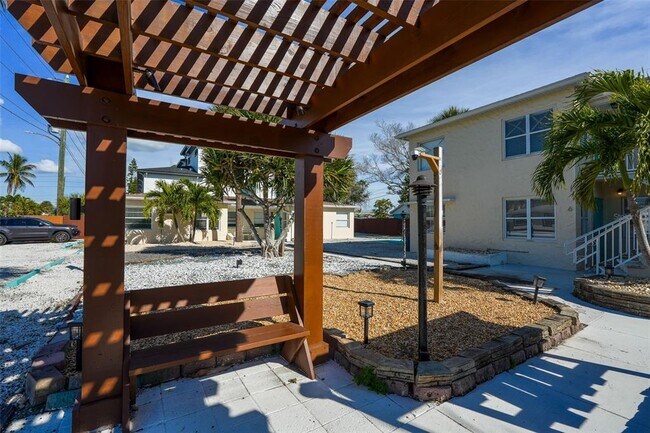 Building Photo - 115 145th Ave