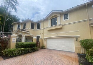 Building Photo - 1605 Passion Vine Cir