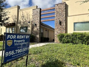 Building Photo - 1207 Upas Dr