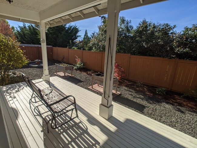 Building Photo - 3 bed 2 bath in Sequim