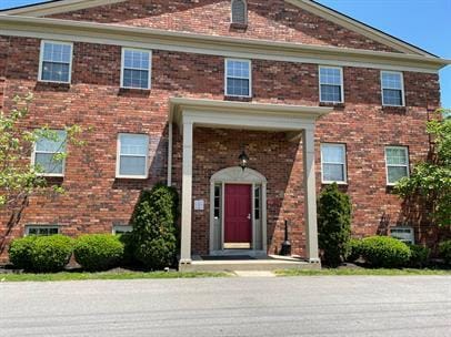 Building Photo - 9345 Taylorsville Rd