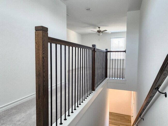 Building Photo - 202 Doodle Ln