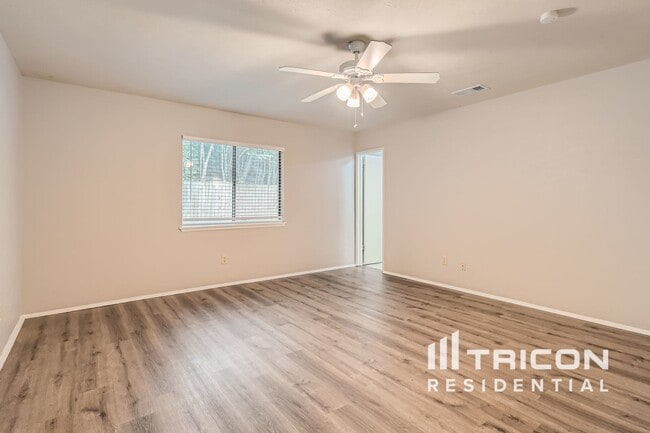 Building Photo - 6518 Greenspring Dr