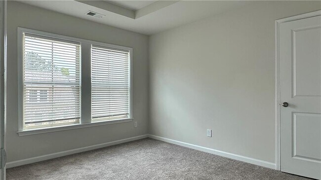 Building Photo - 3658 Hidden Valley Cir