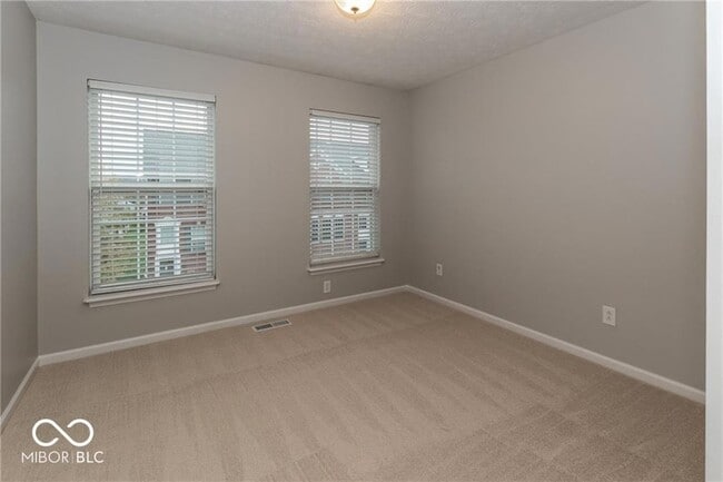 Building Photo - 11840 Harvard Ln