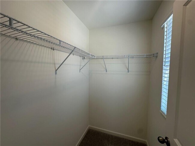 Building Photo - 199 Champions Blvd