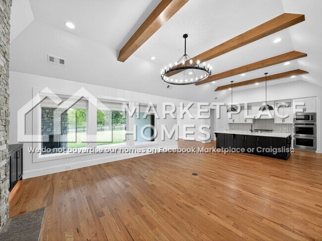 Building Photo - 19110 E Beecher Ct