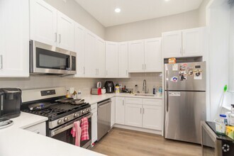 Building Photo - Luxury Gold Coast 1 Bed Apartment