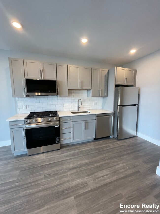 Building Photo - 365 Western Ave