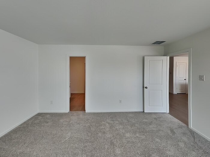 Building Photo - 425 Texas Pecan Dr