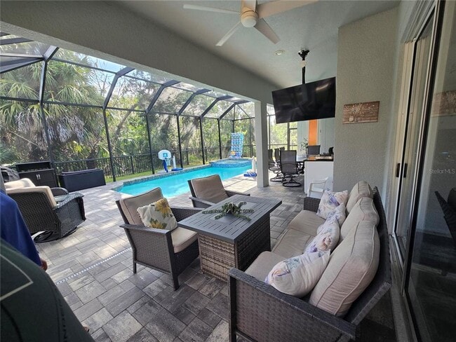 Building Photo - 8111 Santa Rosa Ct