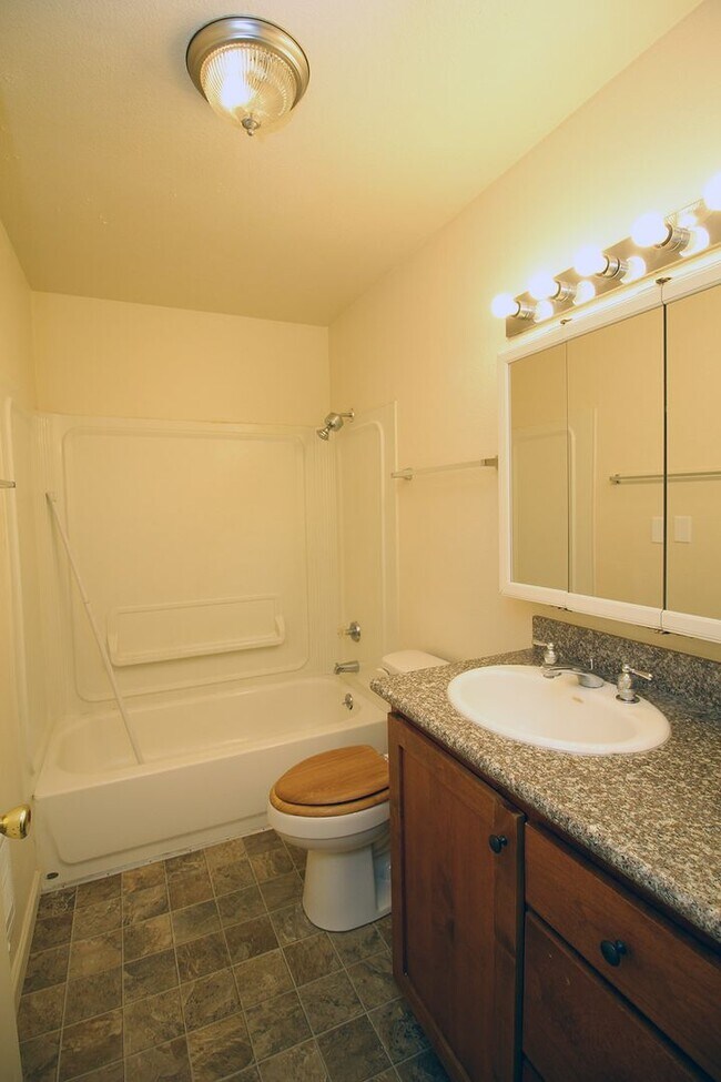 Building Photo - kaufg01