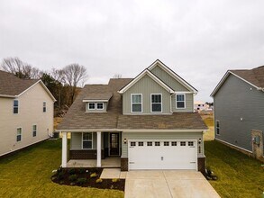 Building Photo - **BE THE LUCKY ONE TO LIVE IN THIS BEAUTIFUL HOME IN THE DESIRABLE SAWGRASS NEIGHBORHOOD IN SPRIN...