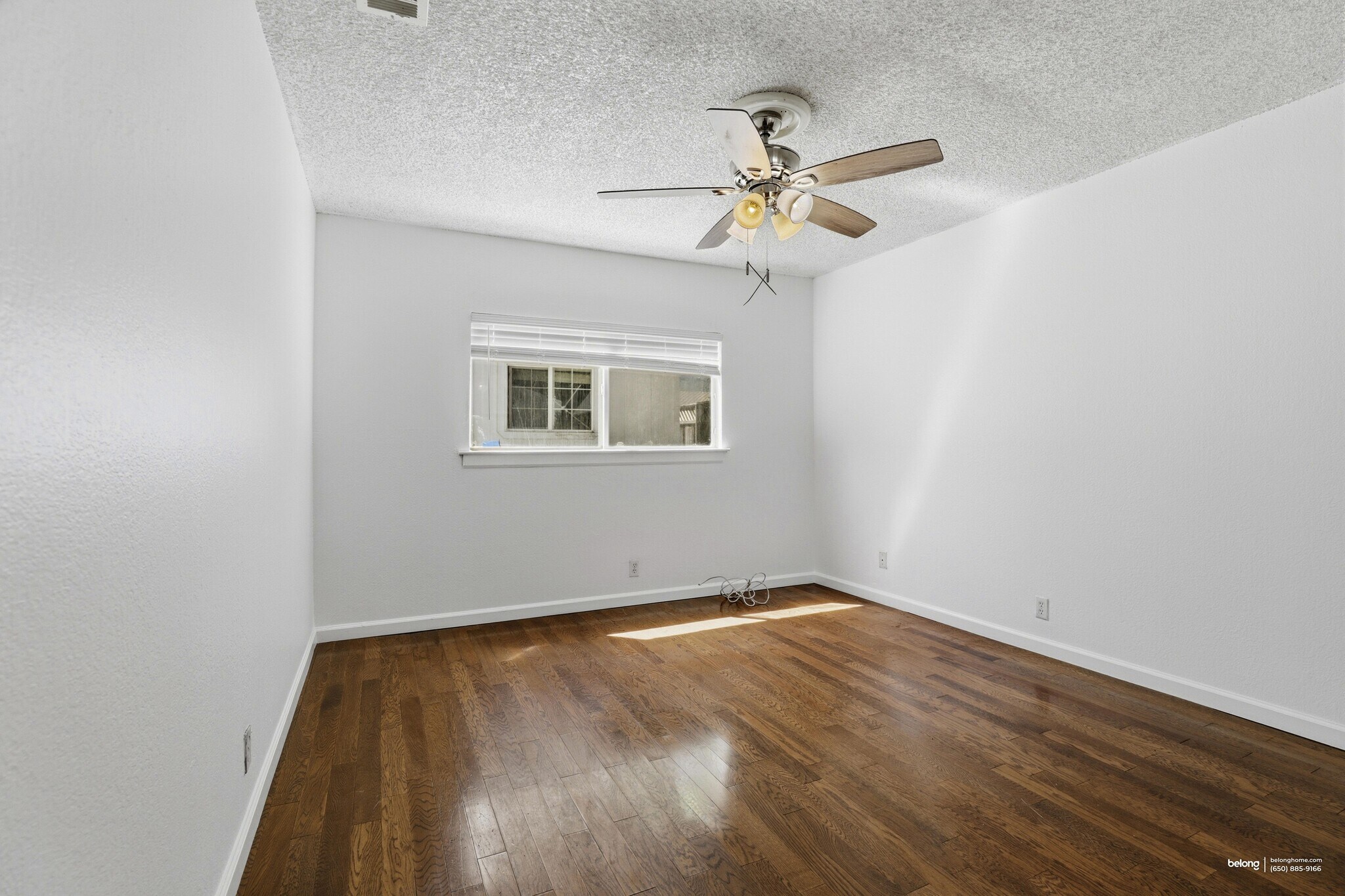 Building Photo - 1056 Hacienda Dr