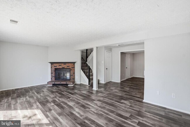 Building Photo - 4626 Brentleigh Ct