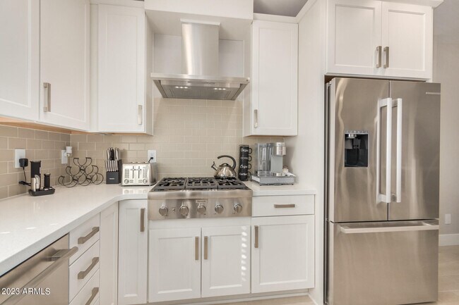 Building Photo - 7550 E Osborn Rd