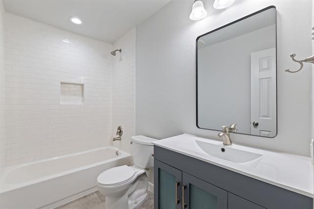 Building Photo - 3440 Westminster Dr