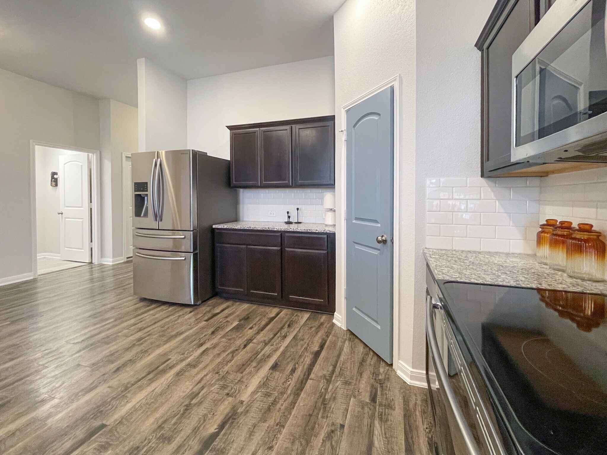 Building Photo - 10624 Langham Dr