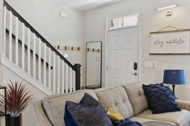 Building Photo - Fully Furnished Home in The Parks