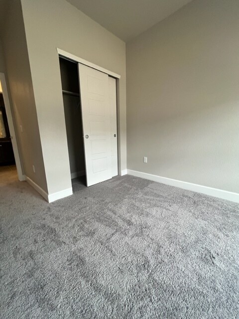 Building Photo - 9570 Accord Ln