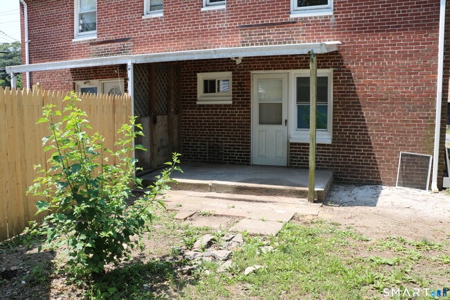 Building Photo - 264 Pearl Harbor St