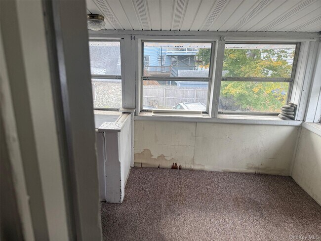 Building Photo - 49 Lake Ave