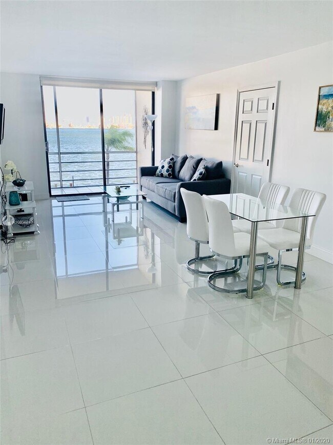 2821 N Miami Beach Blvd 2821 N Miami Beach Blvd North Miami Beach FL