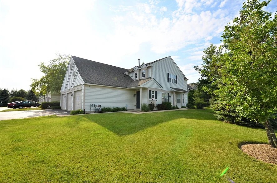 Building Photo - 2227 Waterleaf Ct