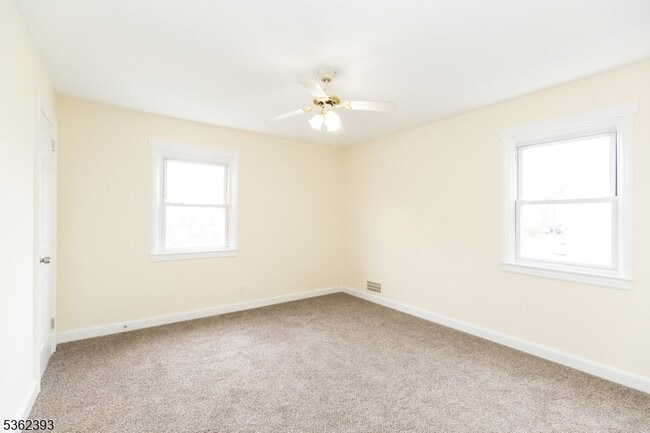Building Photo - 78 Koyen St