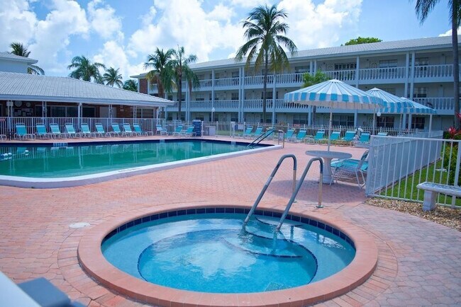 Building Photo - 5200 NE 24th Terrace