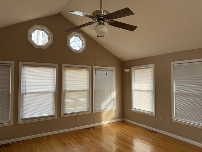 Building Photo - 375 Holly Mountain Farm Rd