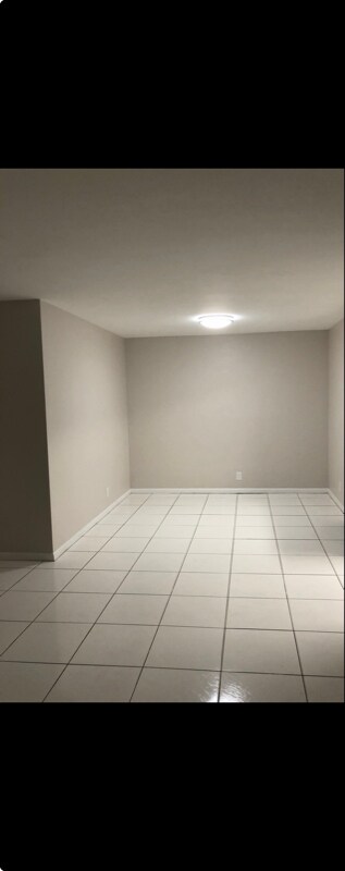 Building Photo - 12840 SW 43rd Dr