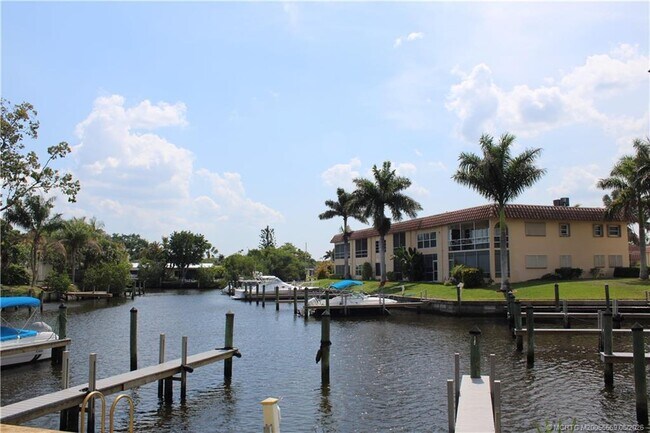 Building Photo - 2600 S Kanner Hwy