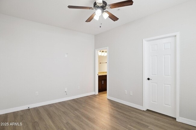 Building Photo - 2498 W Cripple Creek Dr