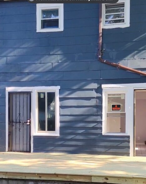 Building Photo - 1215 Greenwood Ave