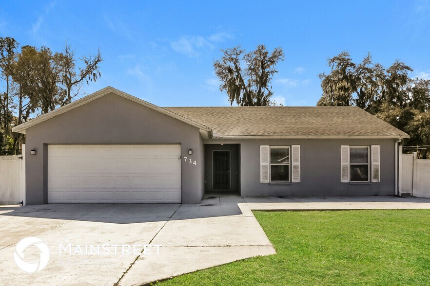 Building Photo - 734 Fox Lake Dr