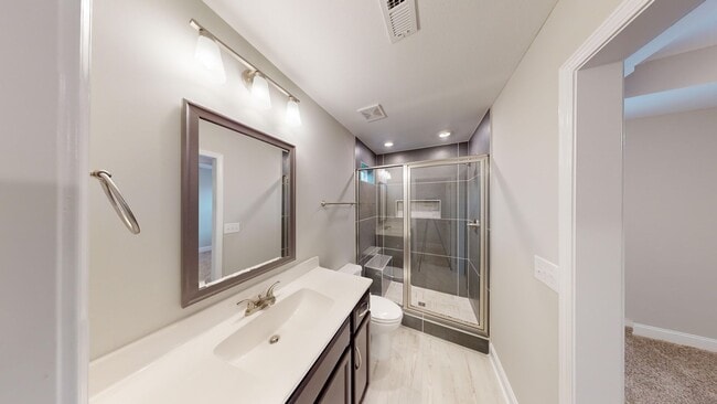 Building Photo - Luxury Ranch-Style Home with Open Concept, Large Eat In Kitchen, Primary Suite and Stylish Finishes