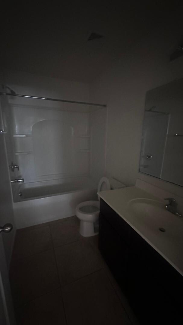 Building Photo - 7313 S 48th Dr